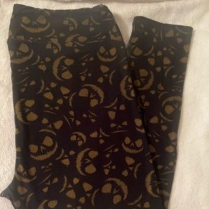 🎃 Black pumpkin leggings 🎃